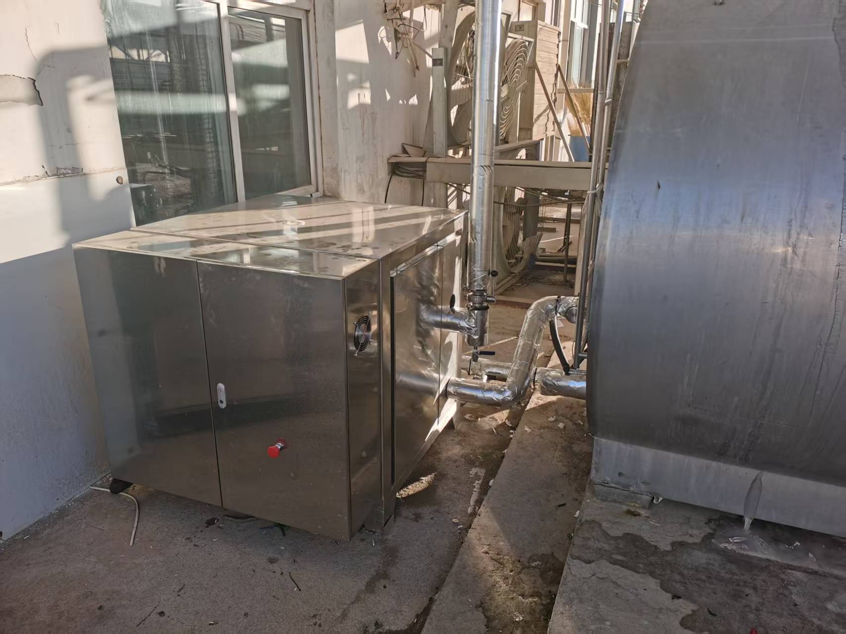 <strong>热水加热系统</strong>